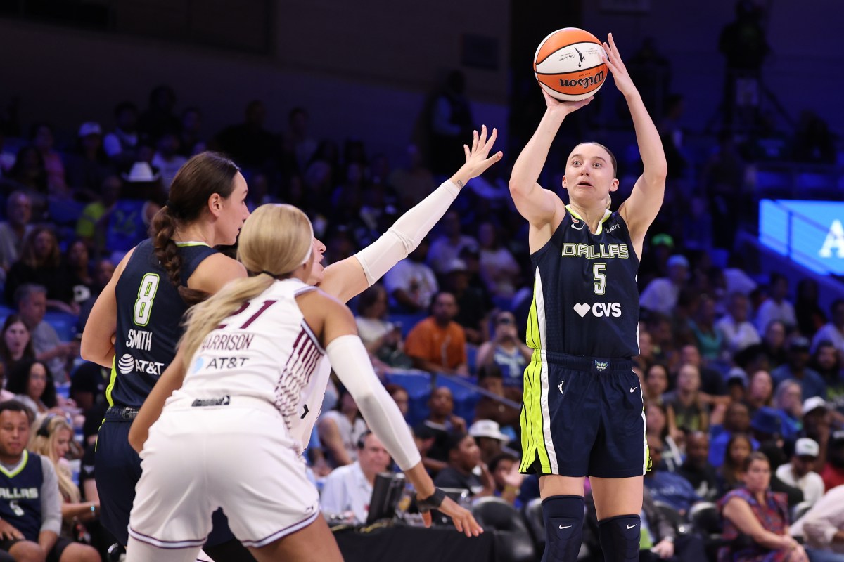 Paige Bueckers Achieves Impressive WNBA Milestone in Win Over Tempo