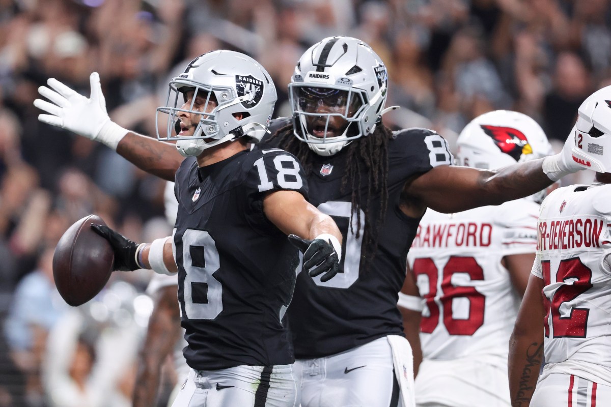 Raiders' Klint Kubiak Gushes Over Jack Bech's Preseason Showing