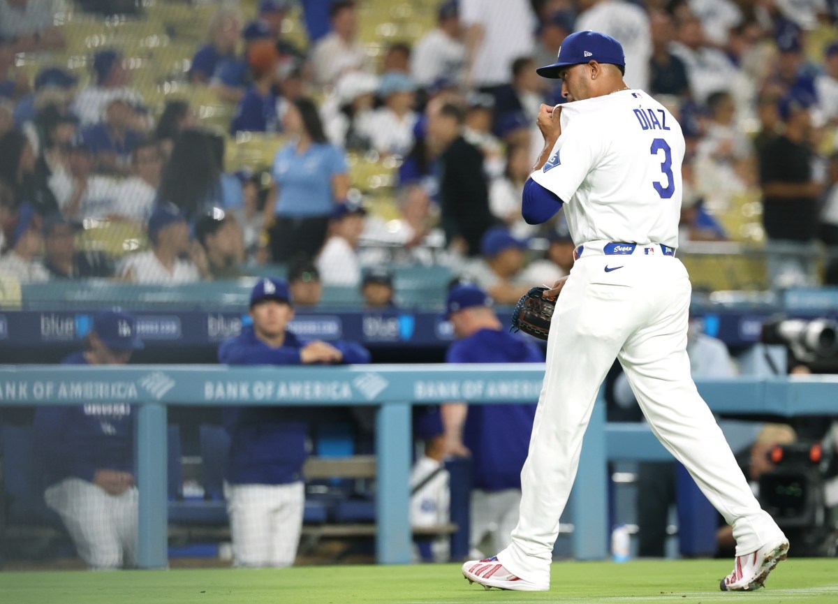 Dodgers' Dave Roberts Reacts to Edwin Diaz's Latest Blown Save