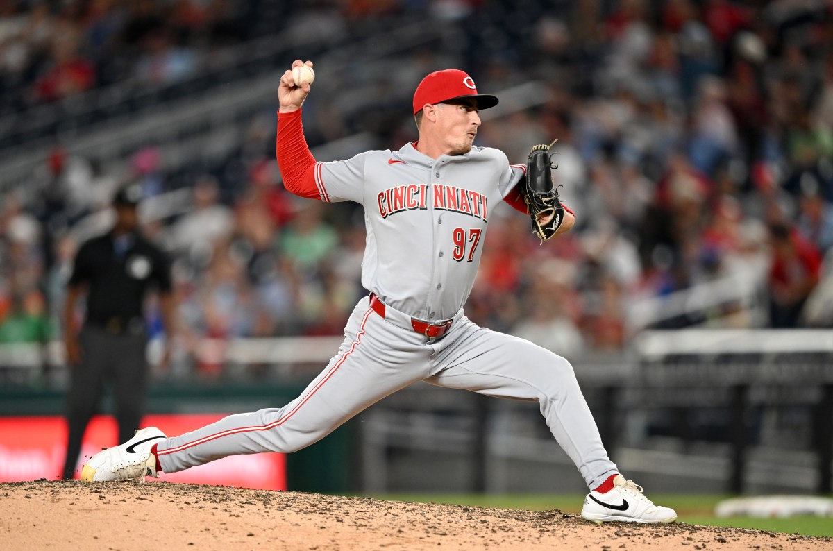 Reds DFA 5-Year MLB Veteran Relief Pitcher