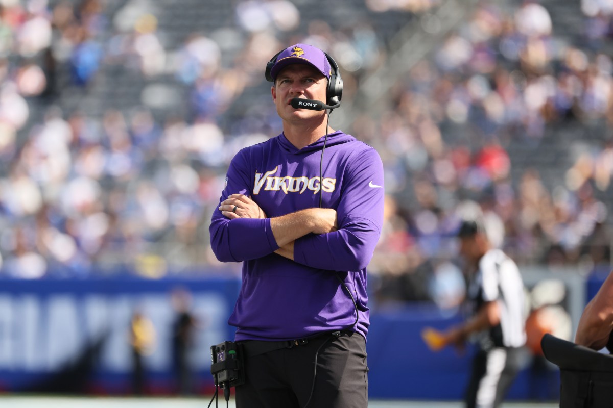 Vikings' Kevin O'Connell Reacts to Jamal Adams Injury: 'Super Bummed'