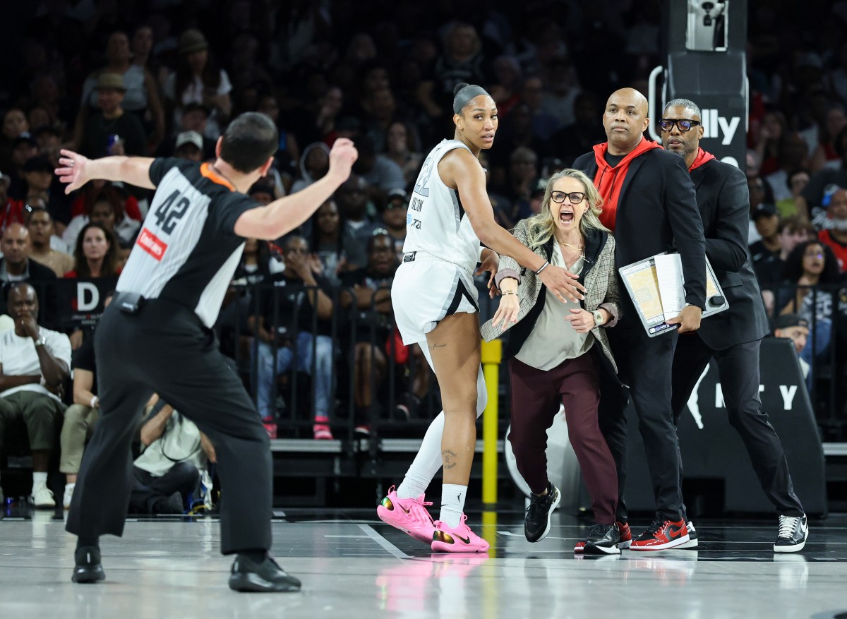 A’ja Wilson Defends Becky Hammon’s Ejection After Aces Loss to Dream