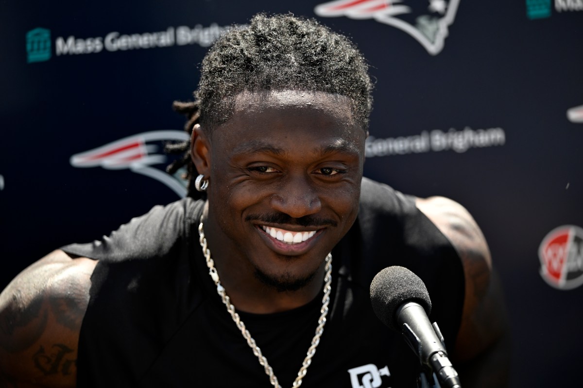 AJ Brown Sends Clear Message to Eagles Fans After Joint Practice