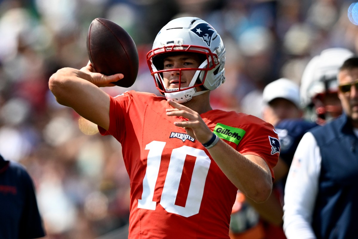 Patriots QB Drake Maye Delivers High Praise for Jalen Hurts