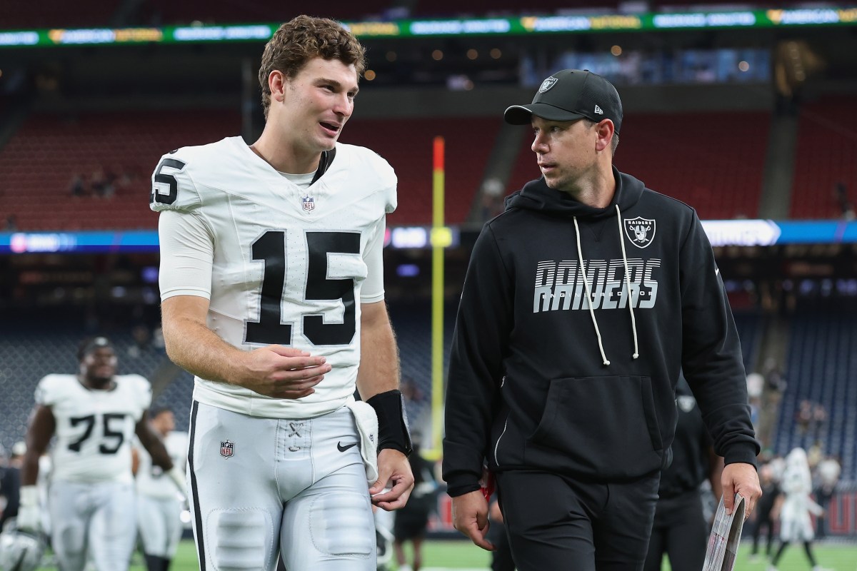 Raiders' Klint Kubiak Weighs in on First Training Camp for Fernando Mendoza