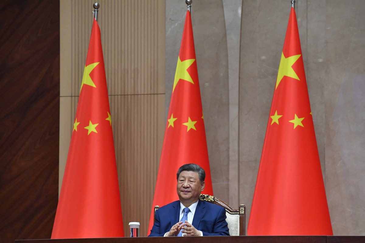China’s Xi Reemerges at Top of Anti-US Bloc