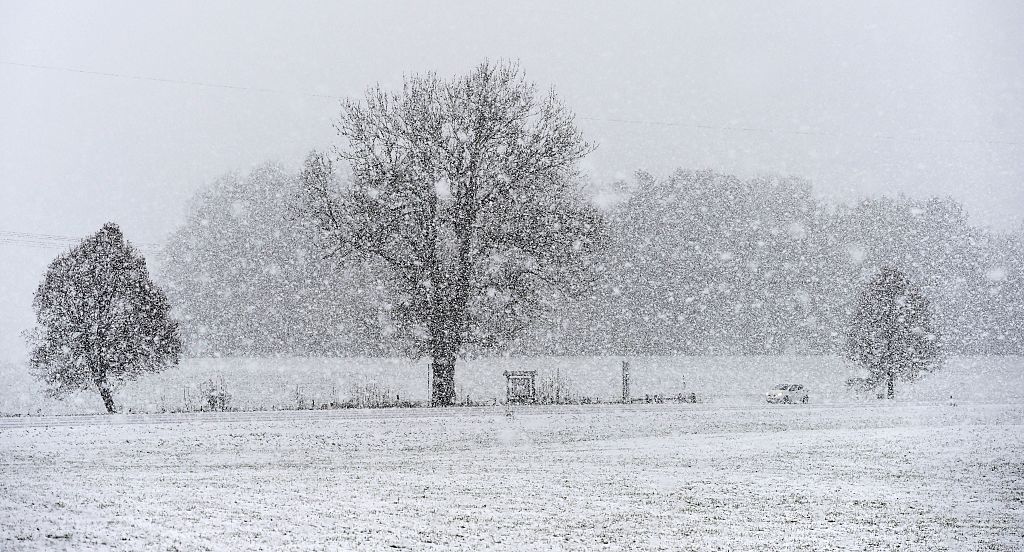 Old Farmer's Almanac Predicts 2027 Winter Weather with Super El Niño Threat