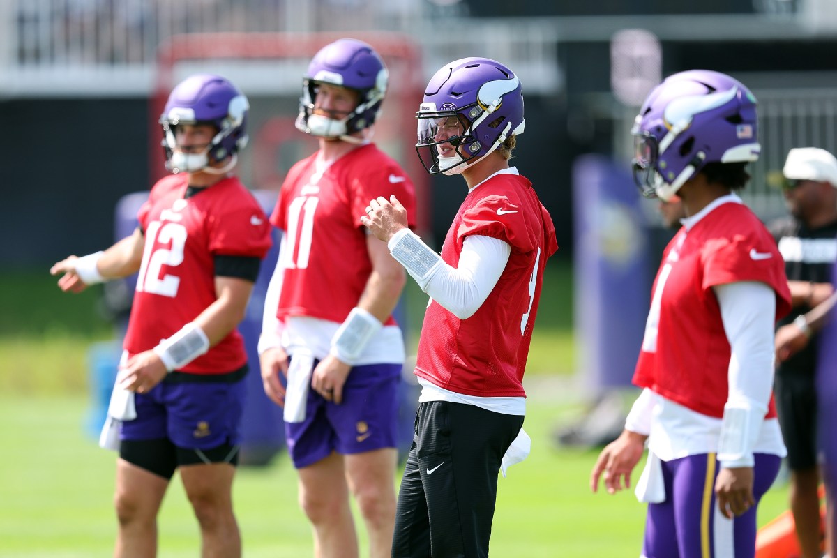 Vikings QB Disappoints Fans With Training Camp Performance