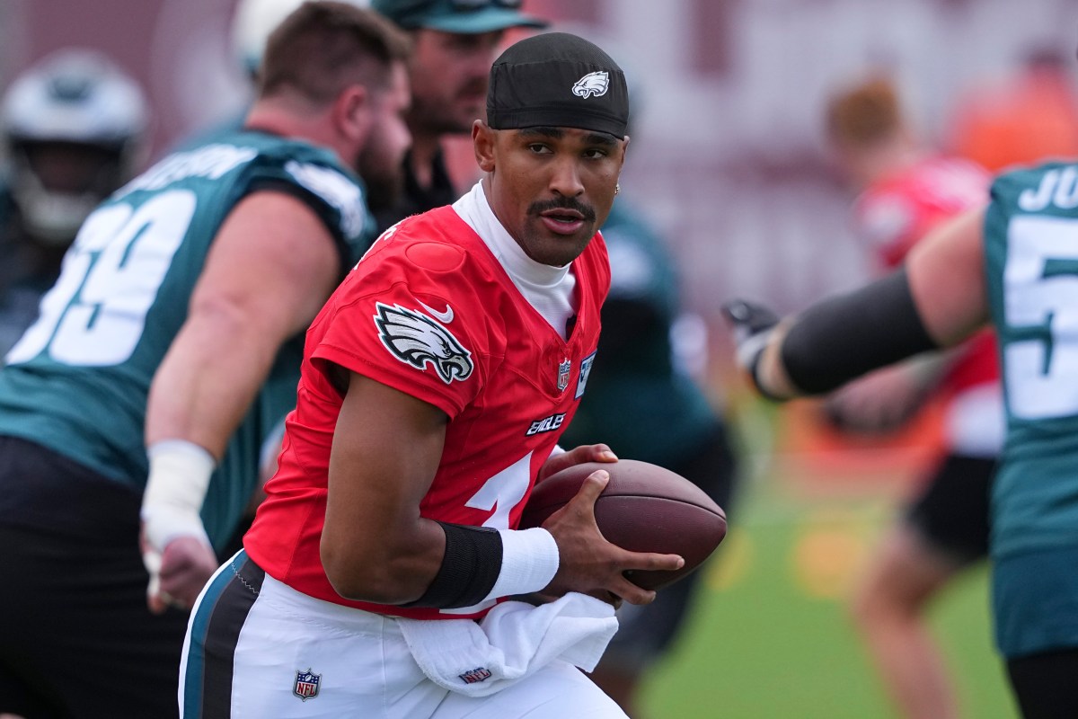 Jalen Hurts Excited to Learn 'New Brand of Ball' Under Mannion