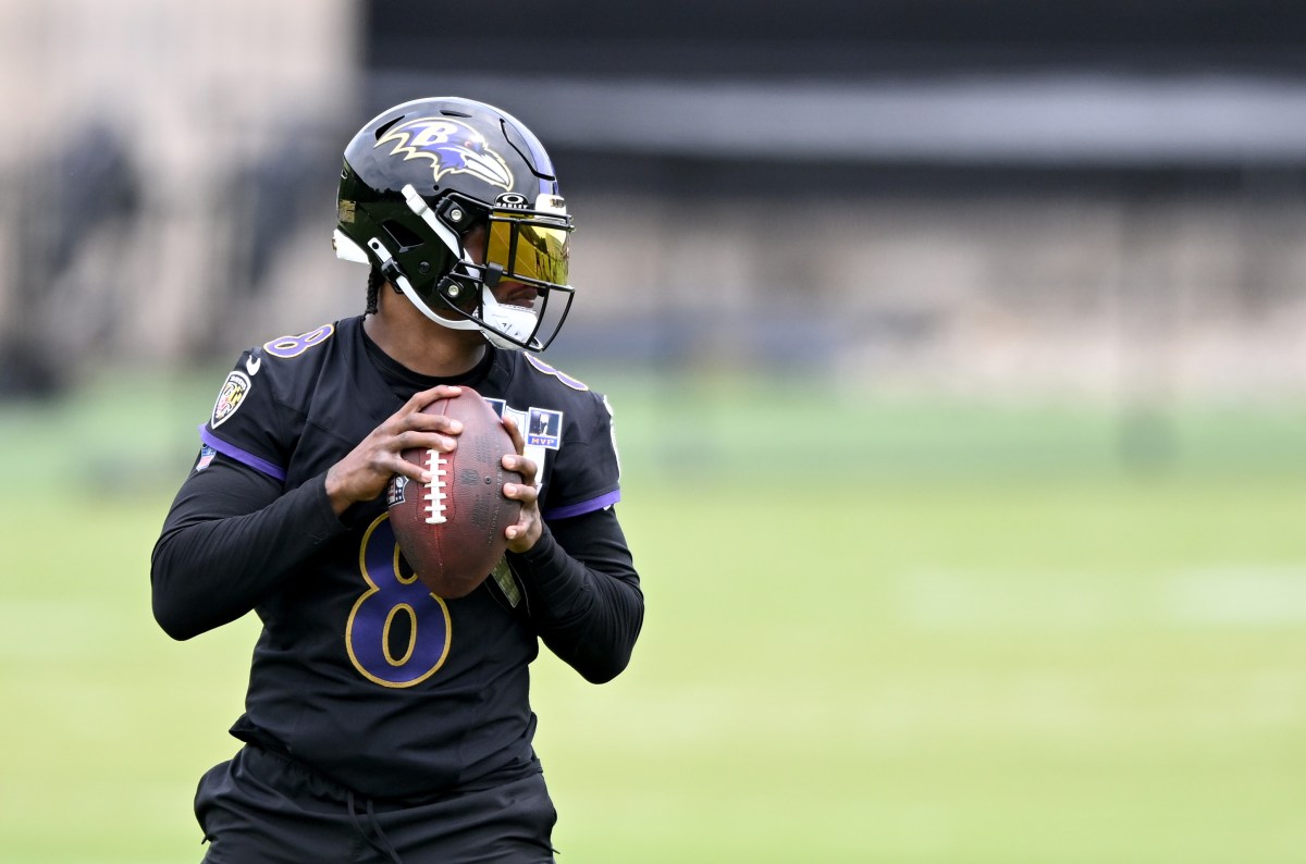 Lamar Jackson Loses Elite QB Status, Execs and Coaches Say