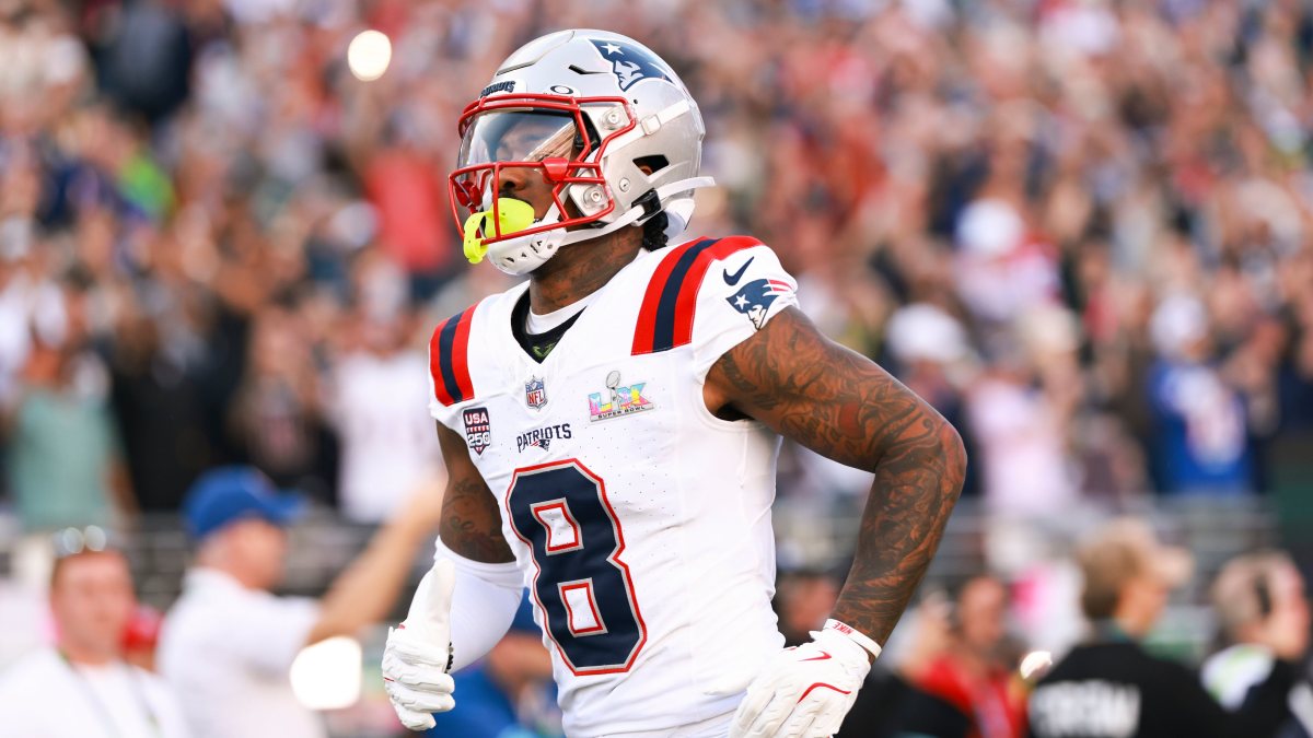 Stefon Diggs Finally Latches on With Fifth Team