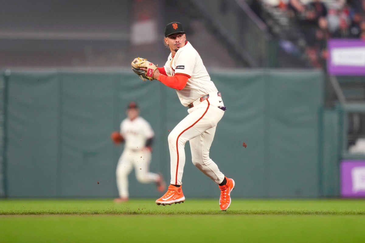 Giants Get Good News After Shortstop Exits Game Early