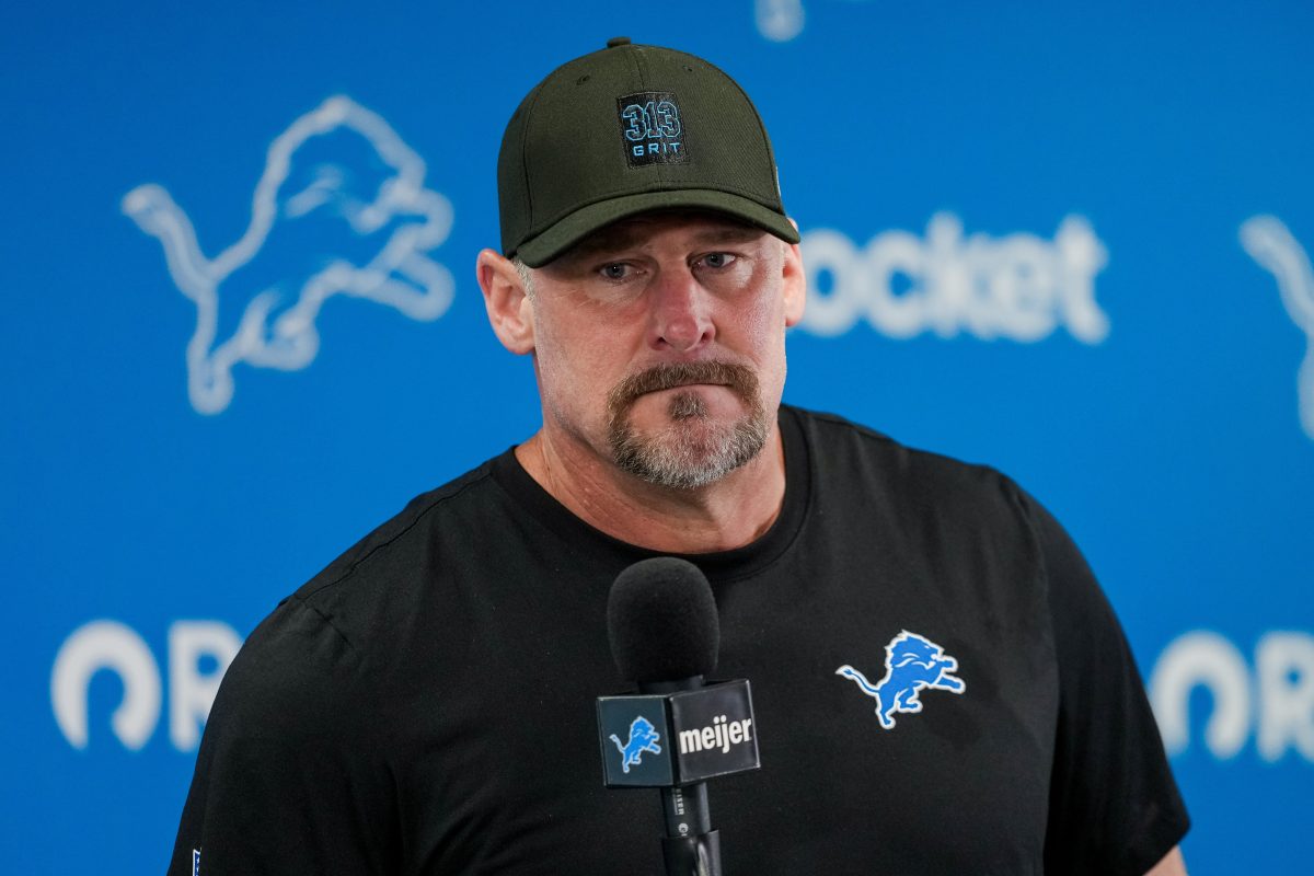 Lions Center Suffers & 039;Significant& 039; Wrist Fracture Before Preseason Opener