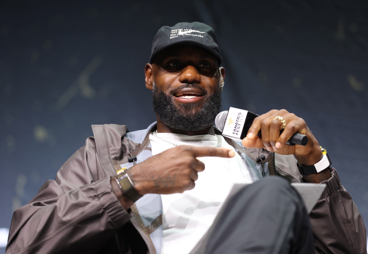 LeBron James Featured in New Mural by Philly Artist in Chinatown