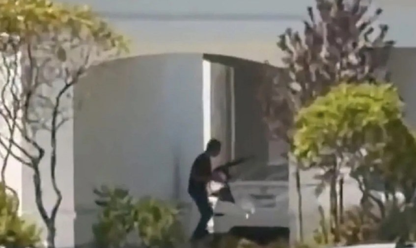 Idaho Shooting: Man Exchanged Fire With In-N-Out Gunman, Witness Says Idaho Shooting: Man Exchanged Fire With In-N-Out Gunman, Witness Says