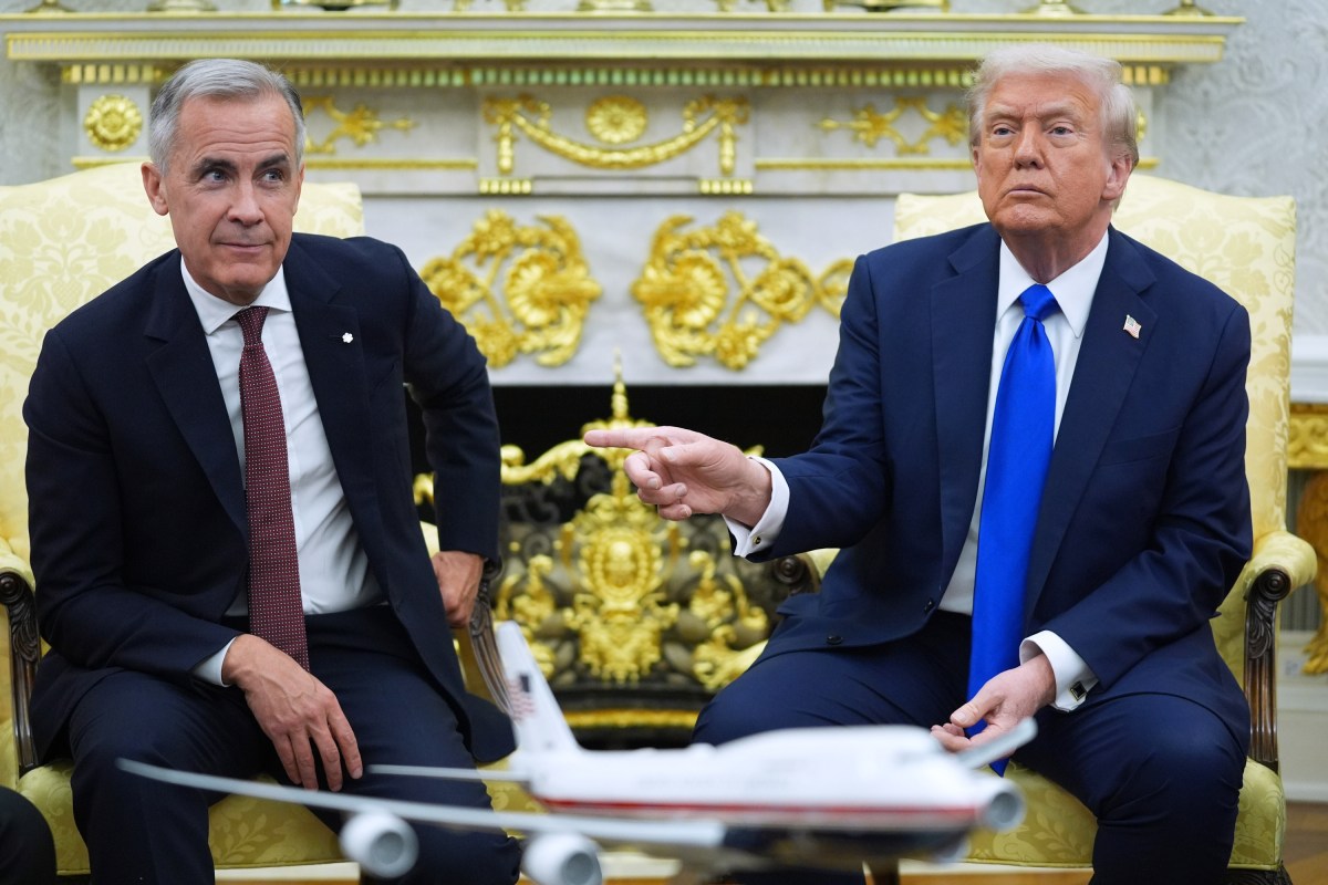 Canada PM Mark Carney Says Trump White House Gift Came With Strange Warning