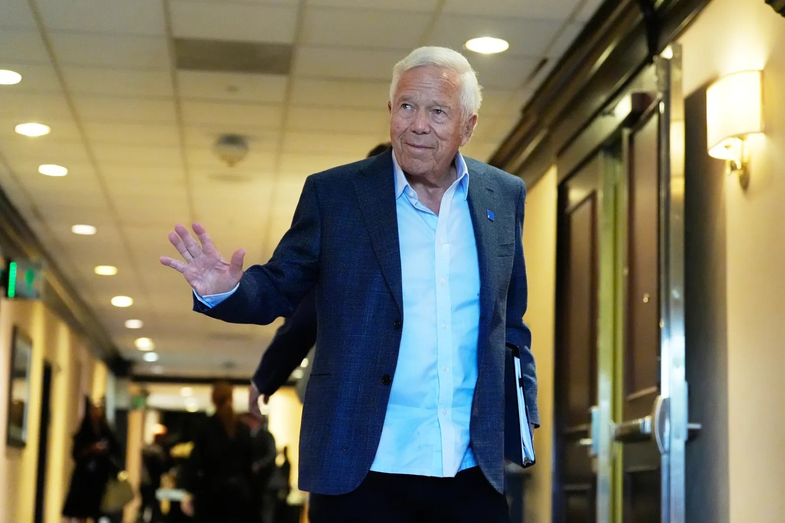 New England Patriots owner Robert Kraft arrives before an NFL football owners meeting in Atlanta on August 26, 2026.