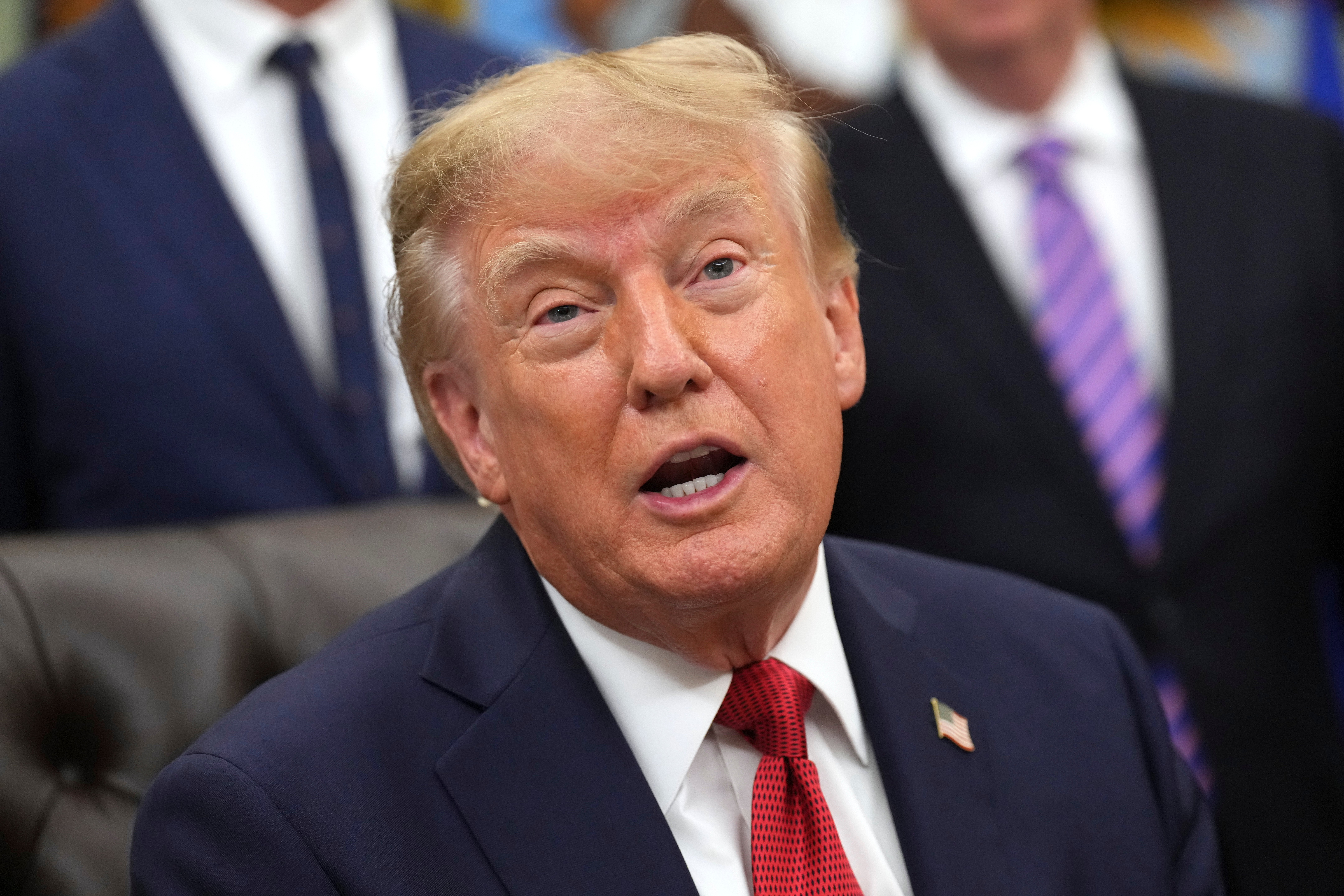 43 Percent Say Midterm Vote Is Meant to Oppose Trump , Poll Finds