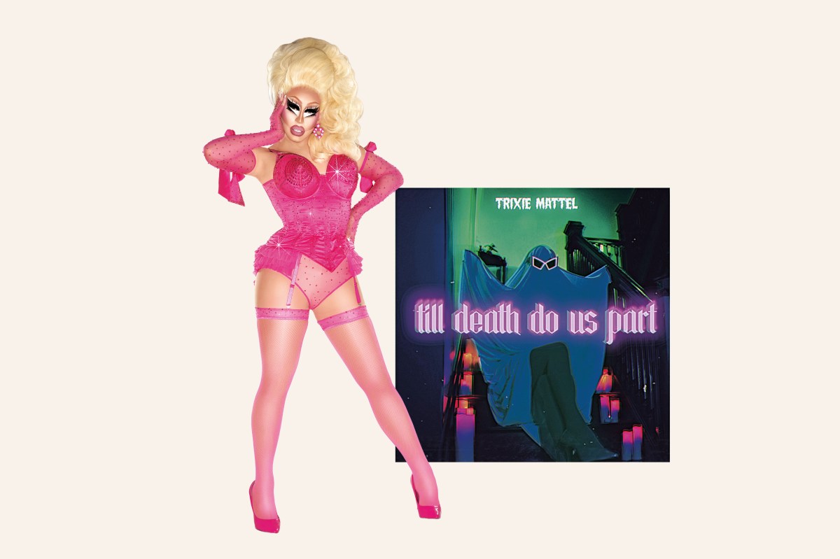 Trixie Mattel Elviranın mantiyasını götürür, TV isə Halloweeni tərk edir