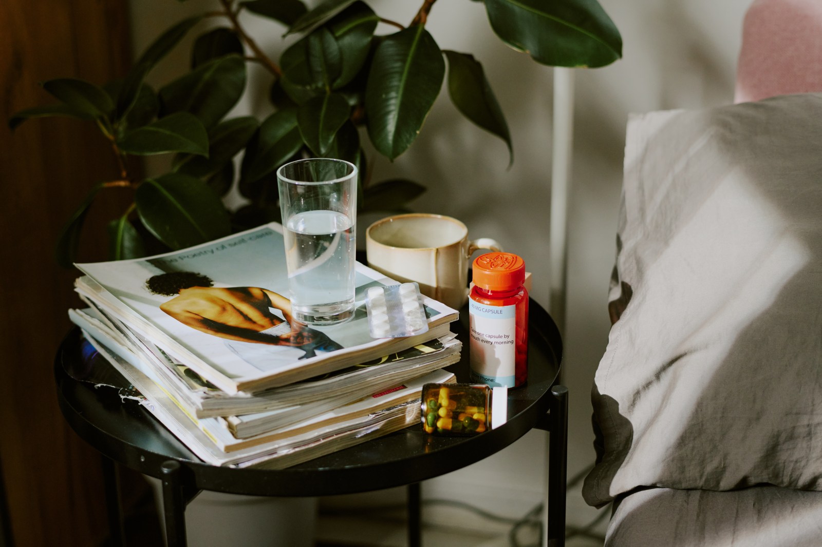 newsweek.com - Melissa Fleur Afshar - 1 in 5 Older Americans Take Medications That Could Cause Major Interactions