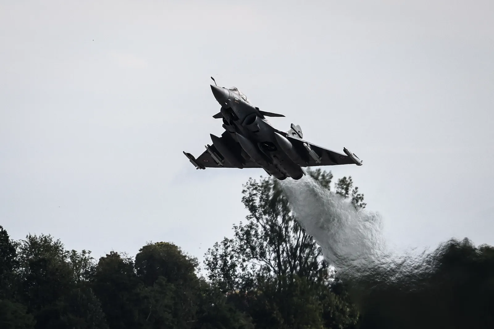 A French Rafale fighter jet takes off during a joint mission with Polish F16s on September 17, 2025 following Warsaw's accusation that Moscow launched a drone r
