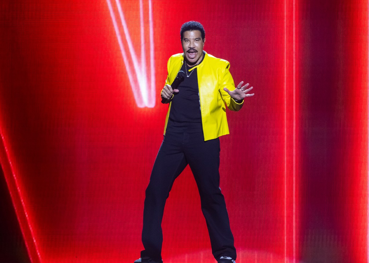 Lionel Richie Health Update: What We Know As Singer Hospitalized