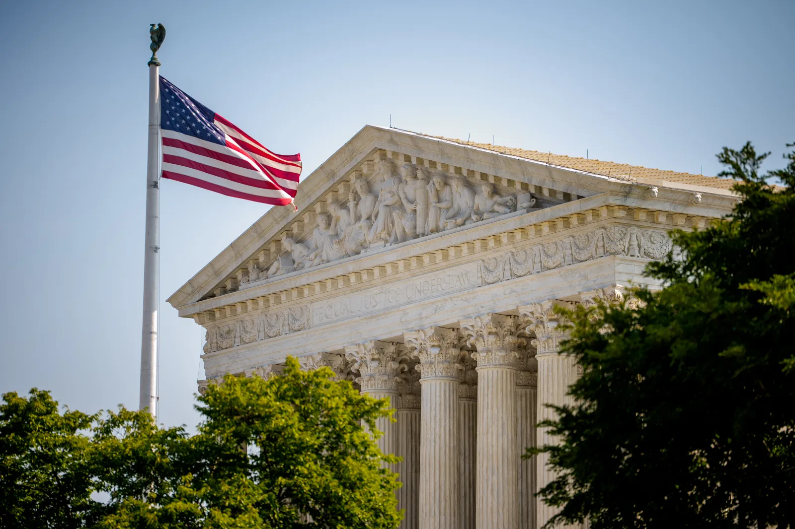 Image for article: Justice Kavanaugh Blocks Missouri’s Bid to Use New Map For Midterms