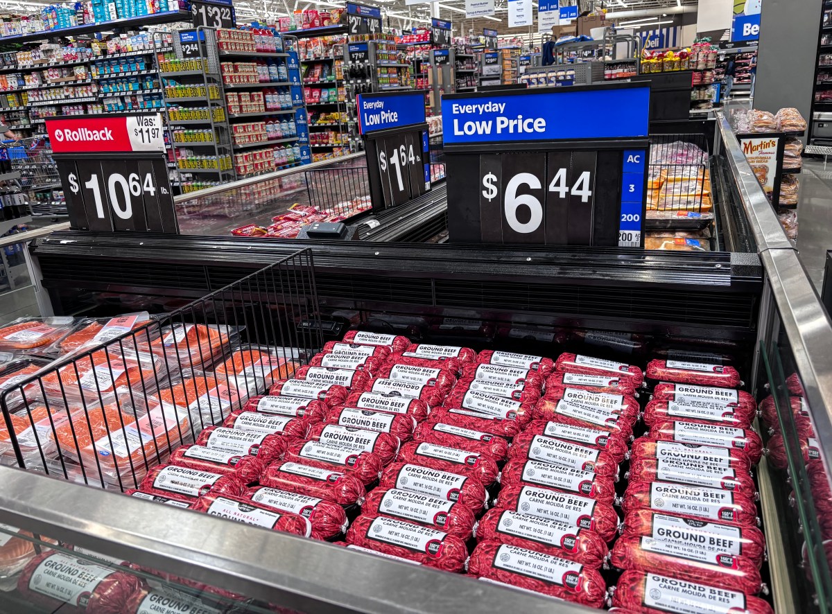 DOJ Probes Soaring Beef Prices At Eight Major Stores Including Walmart