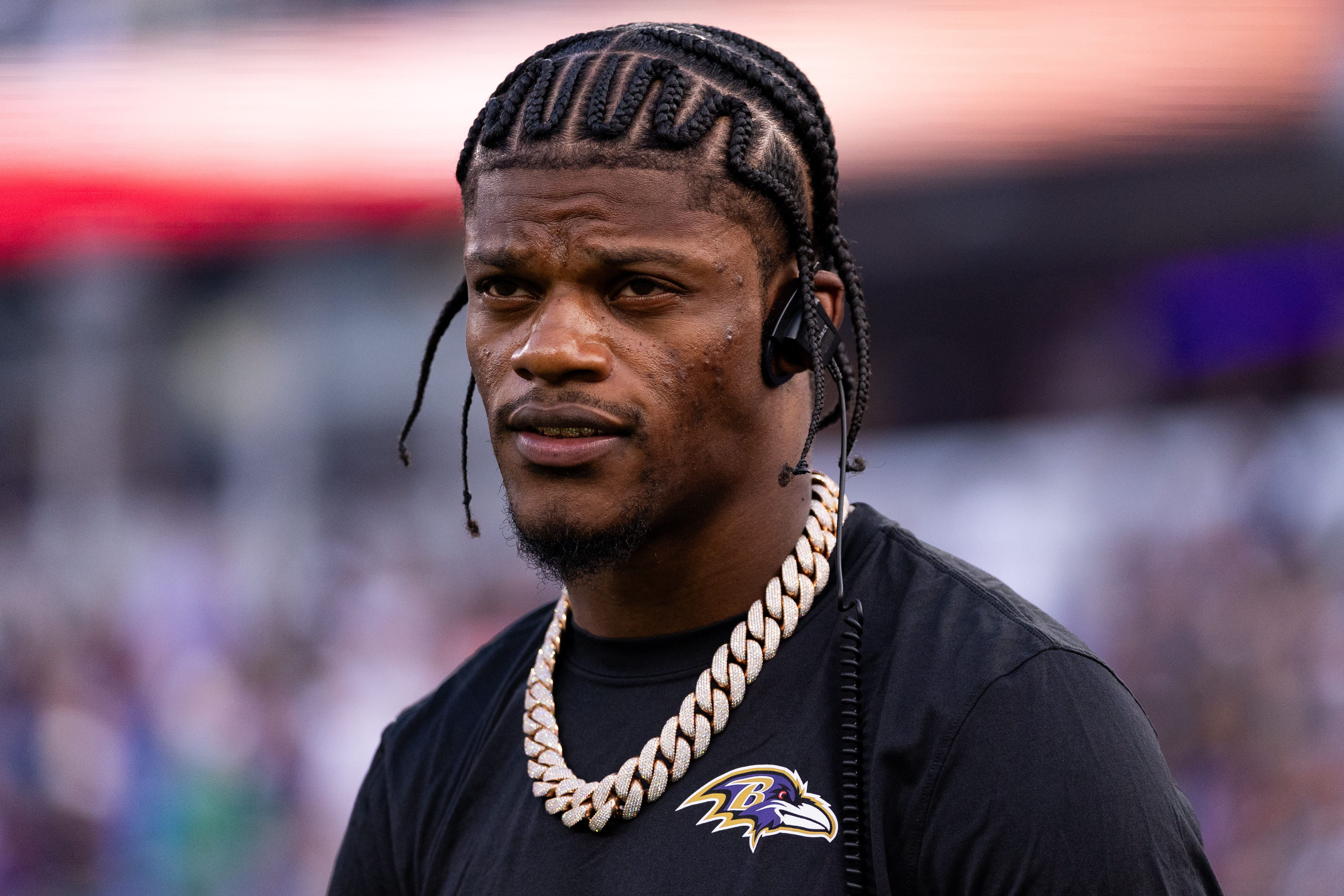 Ravens' Declan Doyle Reveals Lamar Jackson's Mental Edge Amid Ankle Injury