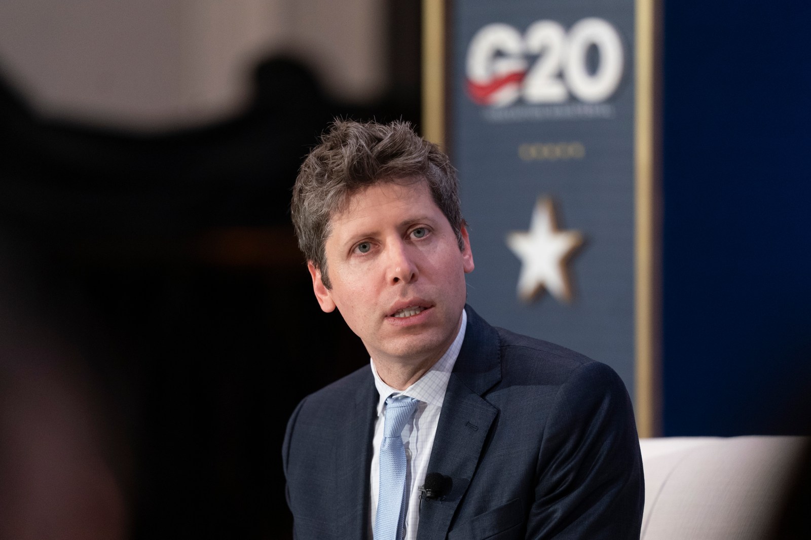 newsweek.com - Hugh Cameron - Is the AI bubble bursting?