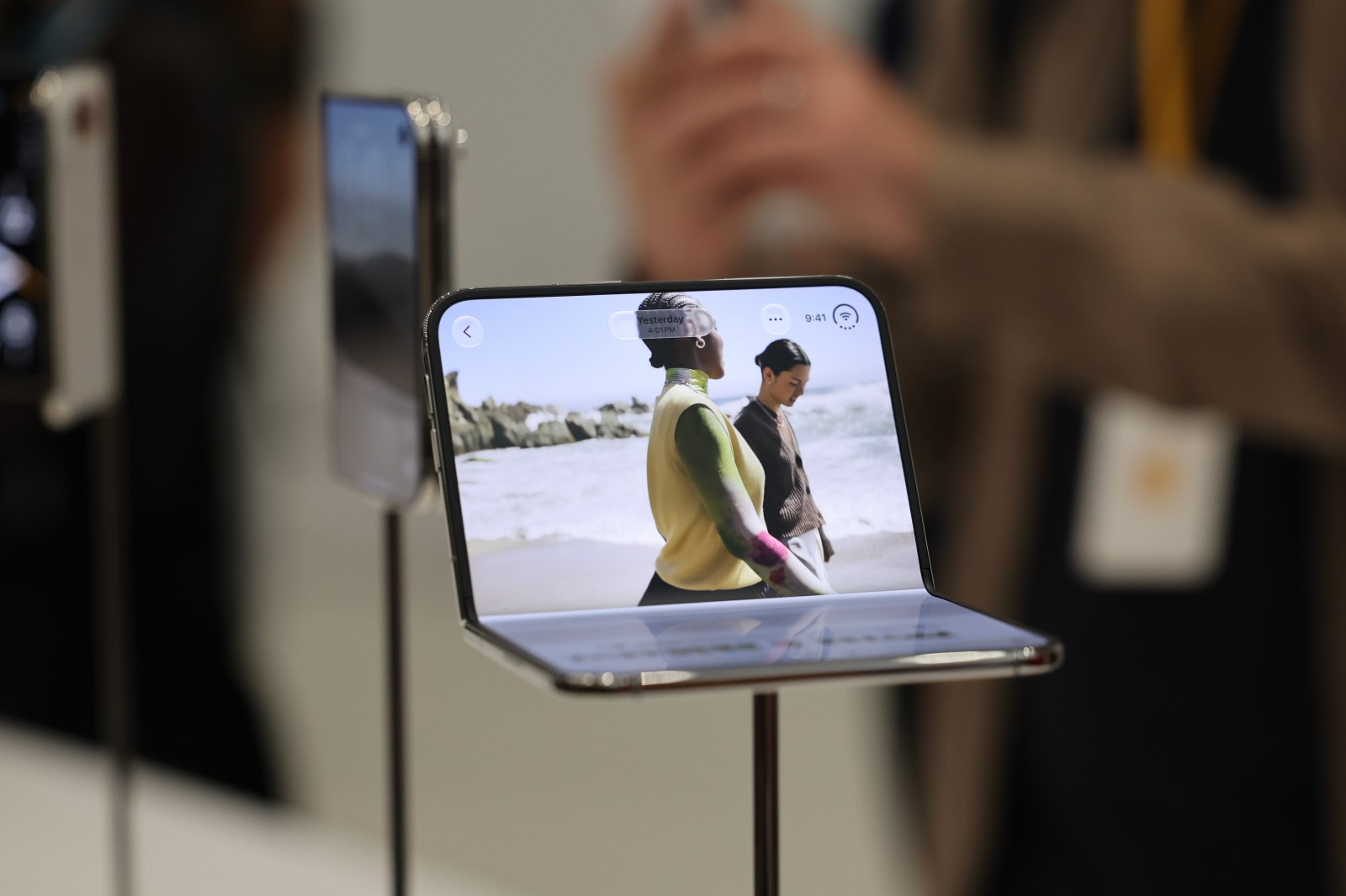 newsweek.com - Trevor Davies - Unfolding the future of next-generation phone and TV screens