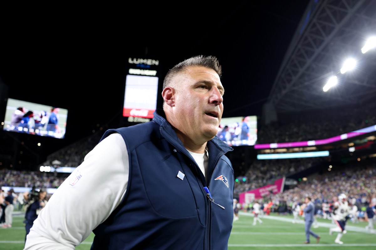 Mike Vrabel Sends Clear Message to Patriots After Loss to Seahawks Mike Vrabel Sends Clear Message to Patriots After Loss to Seahawks