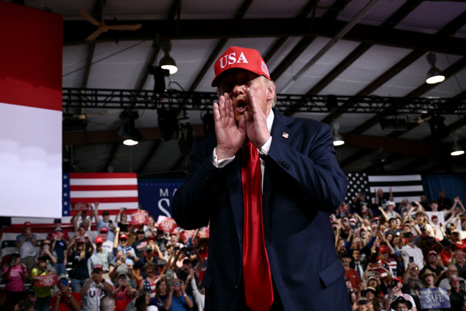 newsweek.com - Giulia Carbonaro - Map Shows States With Above-Average Gas Prices as Trump Talks Them Down