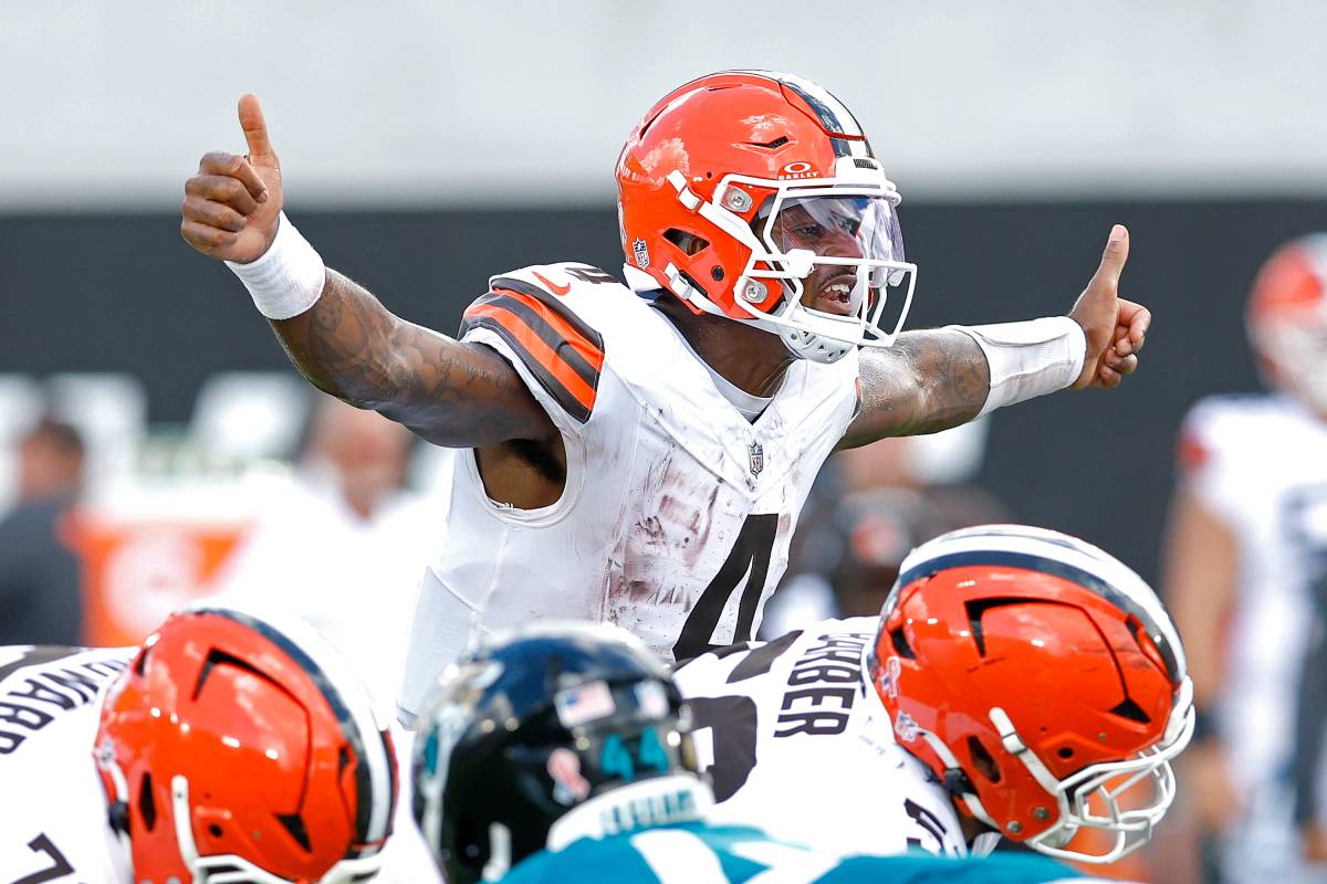 Browns Anunciam Decisão Sobre Quarterback Deshaun Watson Para A Semana 2