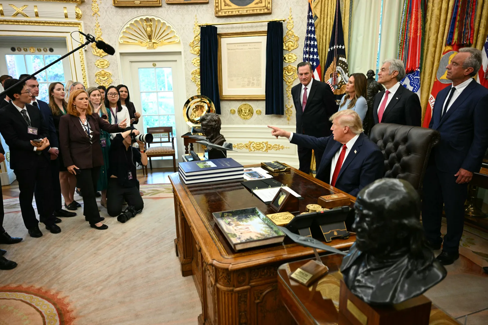 US President Donald Trump takes a question from NBC reporter Kelly O'Donnell in the Oval Office of the White House in Washington, DC, on September 18, 2026. (Ph