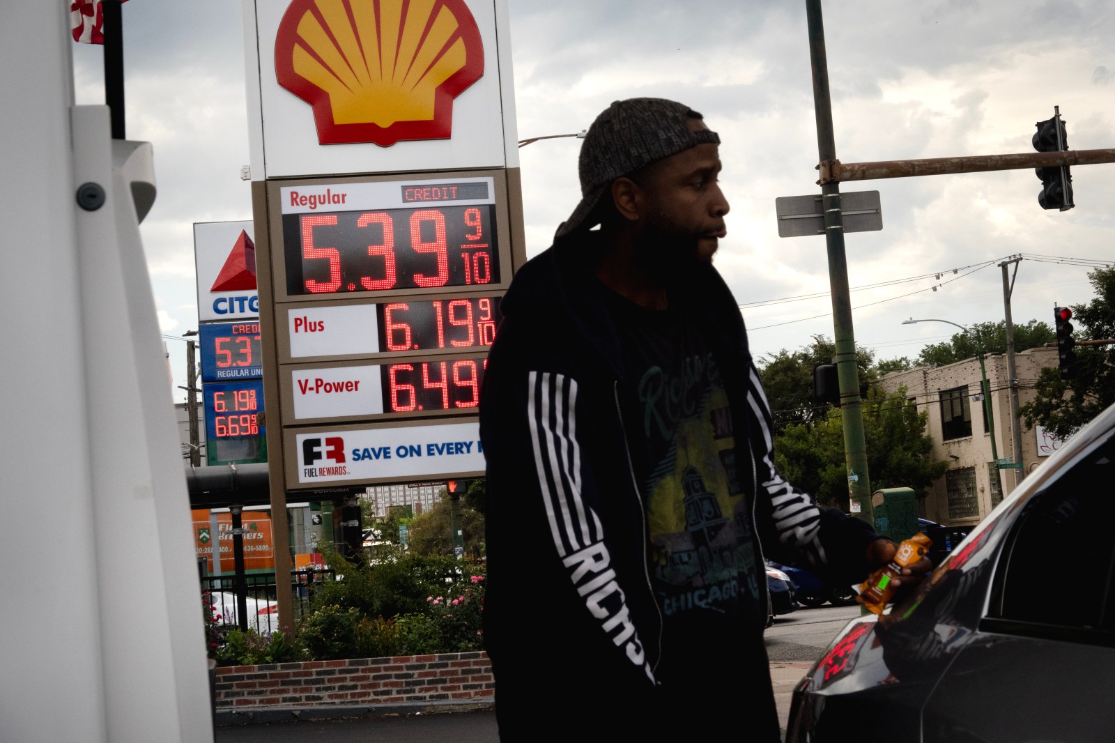 newsweek.com - Giulia Carbonaro - Gas prices to see 'staggering increases' across multiple states