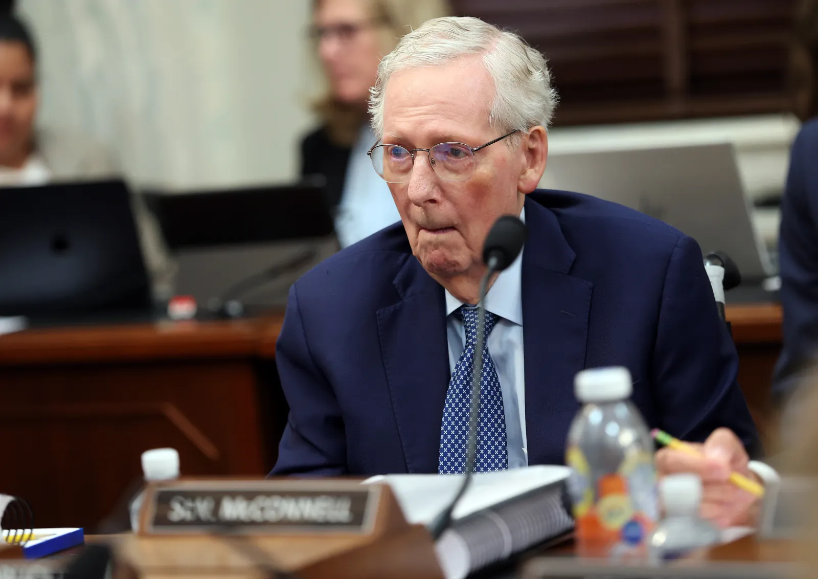 Video Shows Mitch McConnell Being Helped To Vote After Senate Return