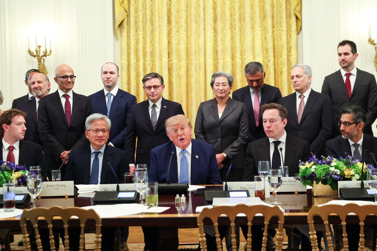 Trump's Super Intelligence Document Has a Spelling Mistake