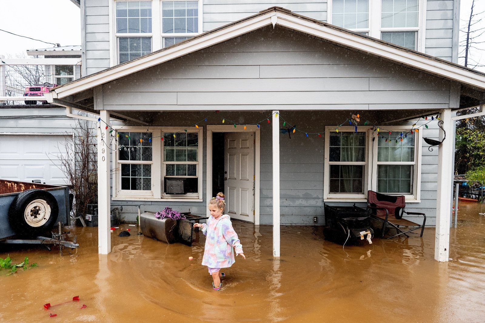 newsweek.com - Giulia Carbonaro - Homeowners get flood insurance reprieve ahead of severe El Ni&ntilde;o