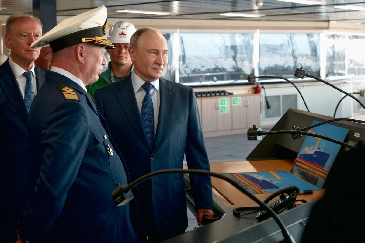 Trump’s Middle East Mess Pushes Allies Toward Putin’s Arctic