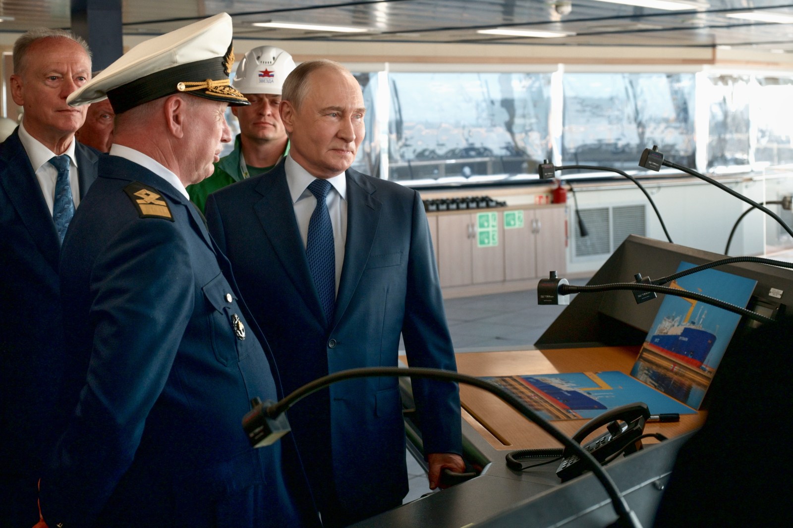 newsweek.com - David Averre - Trump's Middle East mess pushes allies toward Putin's Arctic