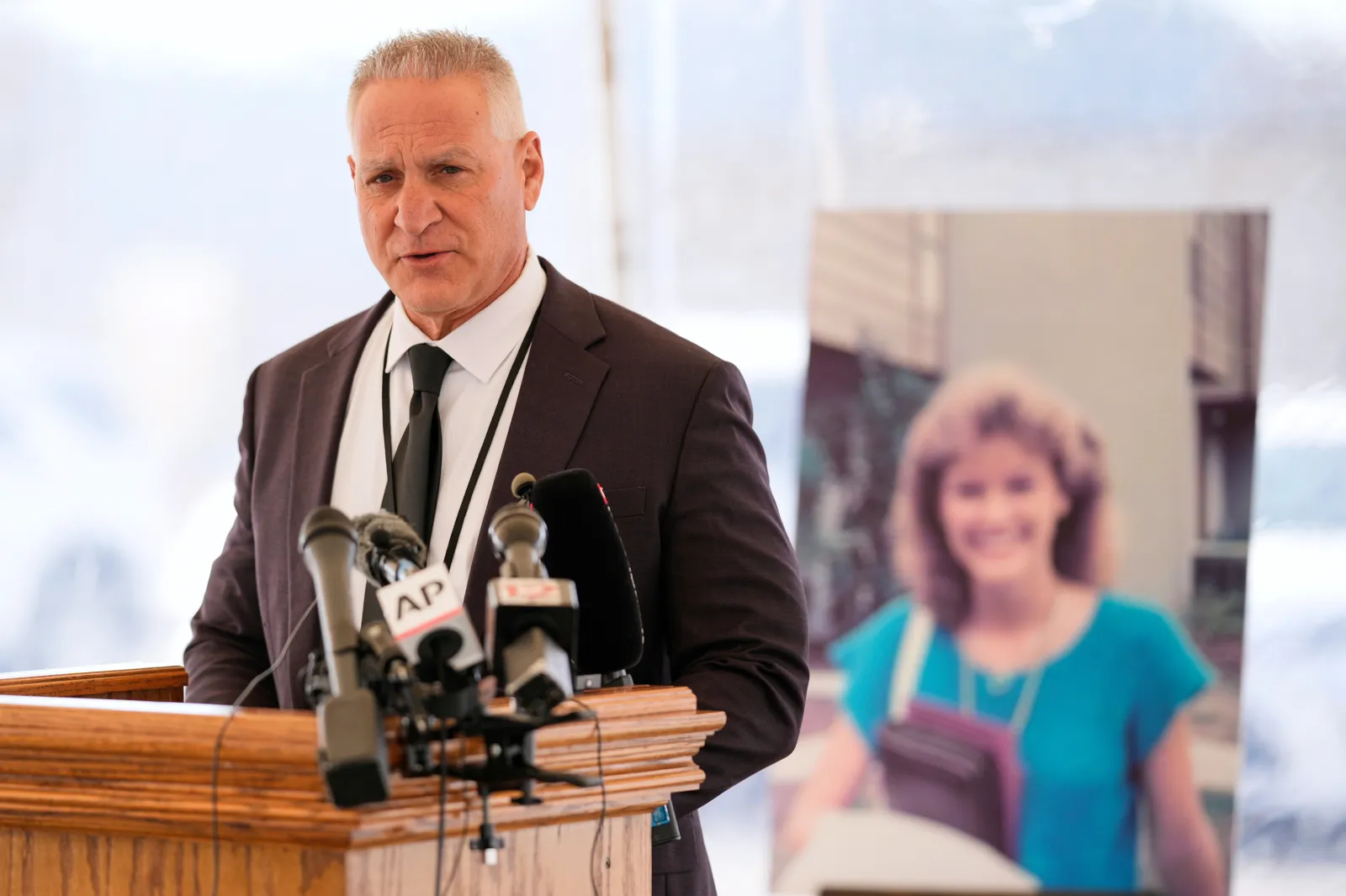 Tennessee prison chief Frank Strada resigned after Christa Pike's failed execution sparked scrutiny.