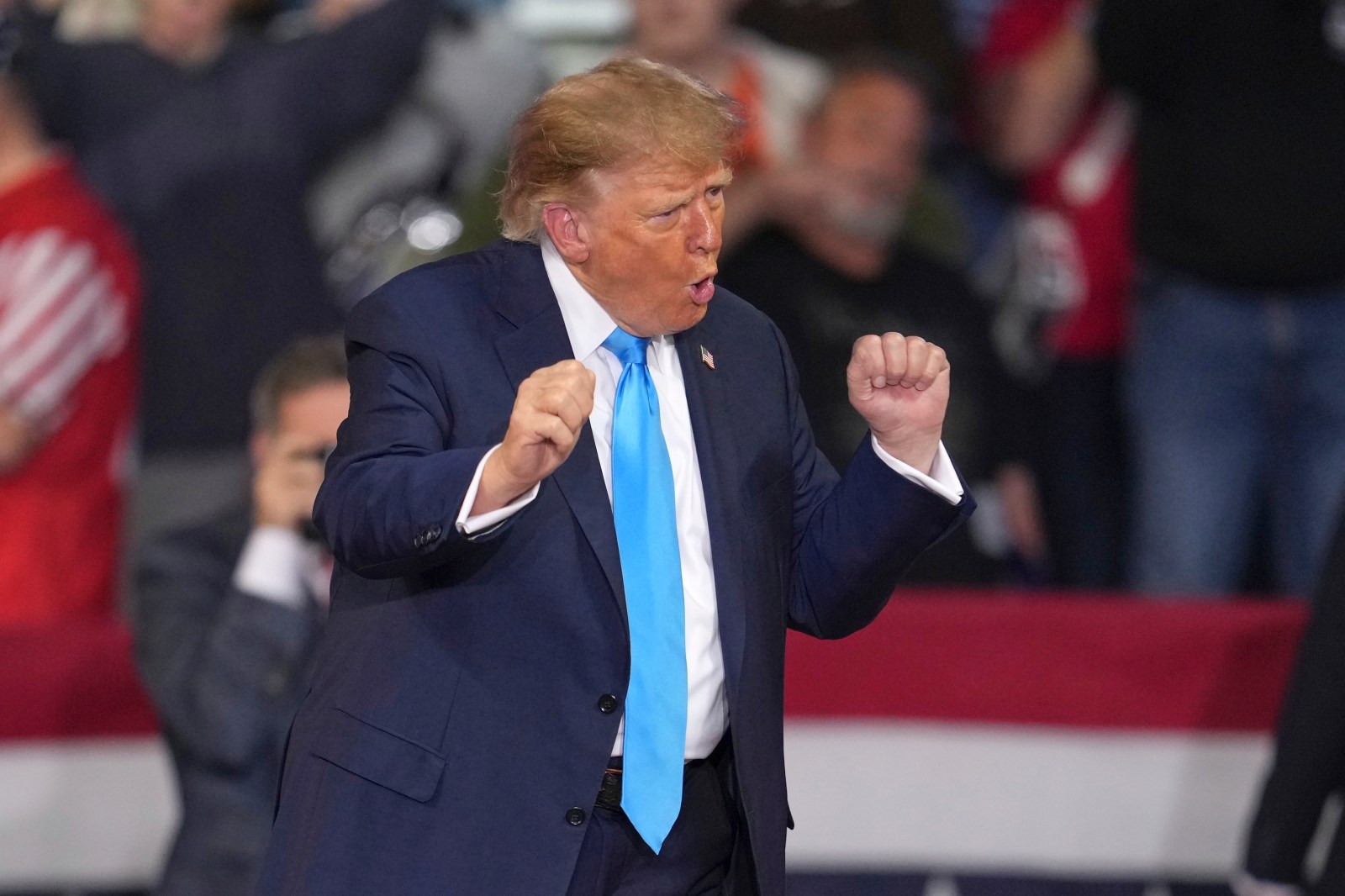 newsweek.com - Steven Frank - Trump Makes $100 Million Promise to Kentucky if GOP Wins Midterms