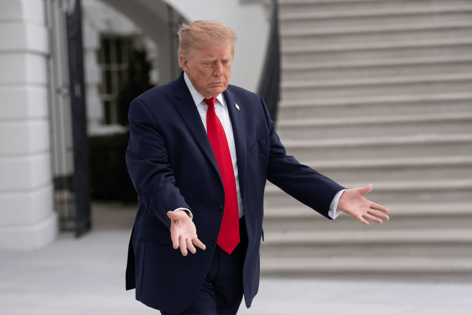 Trump Says He Doesn’t Know if Daily Aspirin Dose Works - What Experts Say