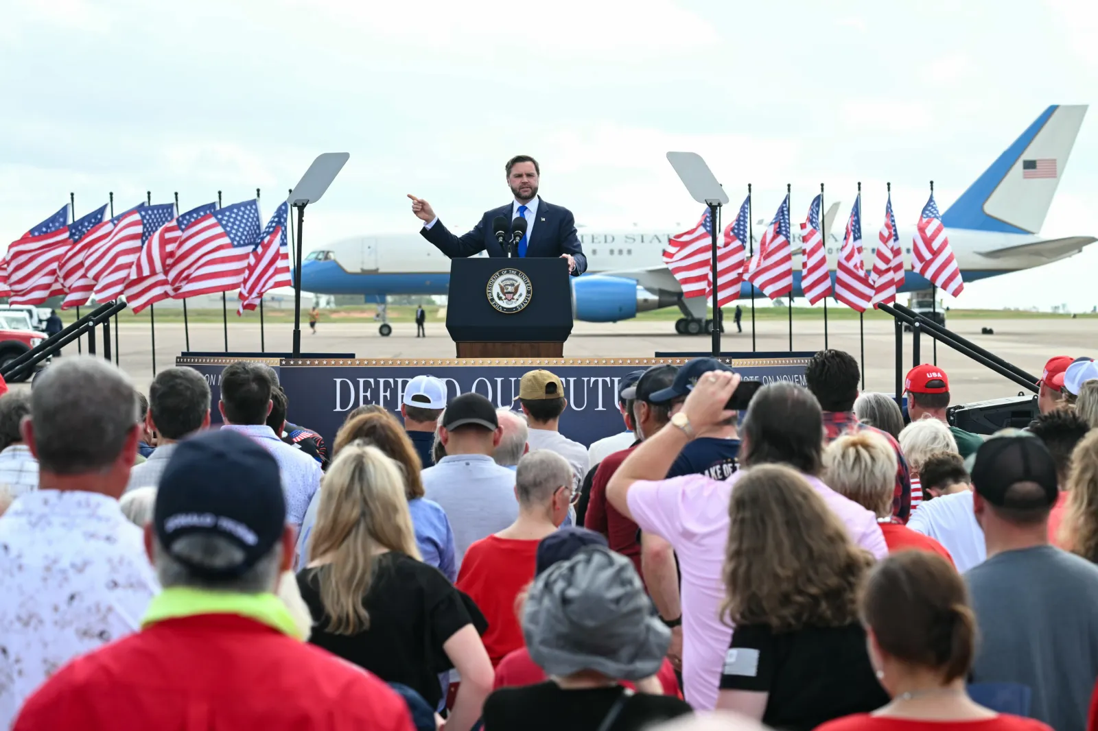 Vance in Texas at Tyler Pounds Regional Airport on October 13, 2026, to campaign for Republican candidates on the November midterm ballot.