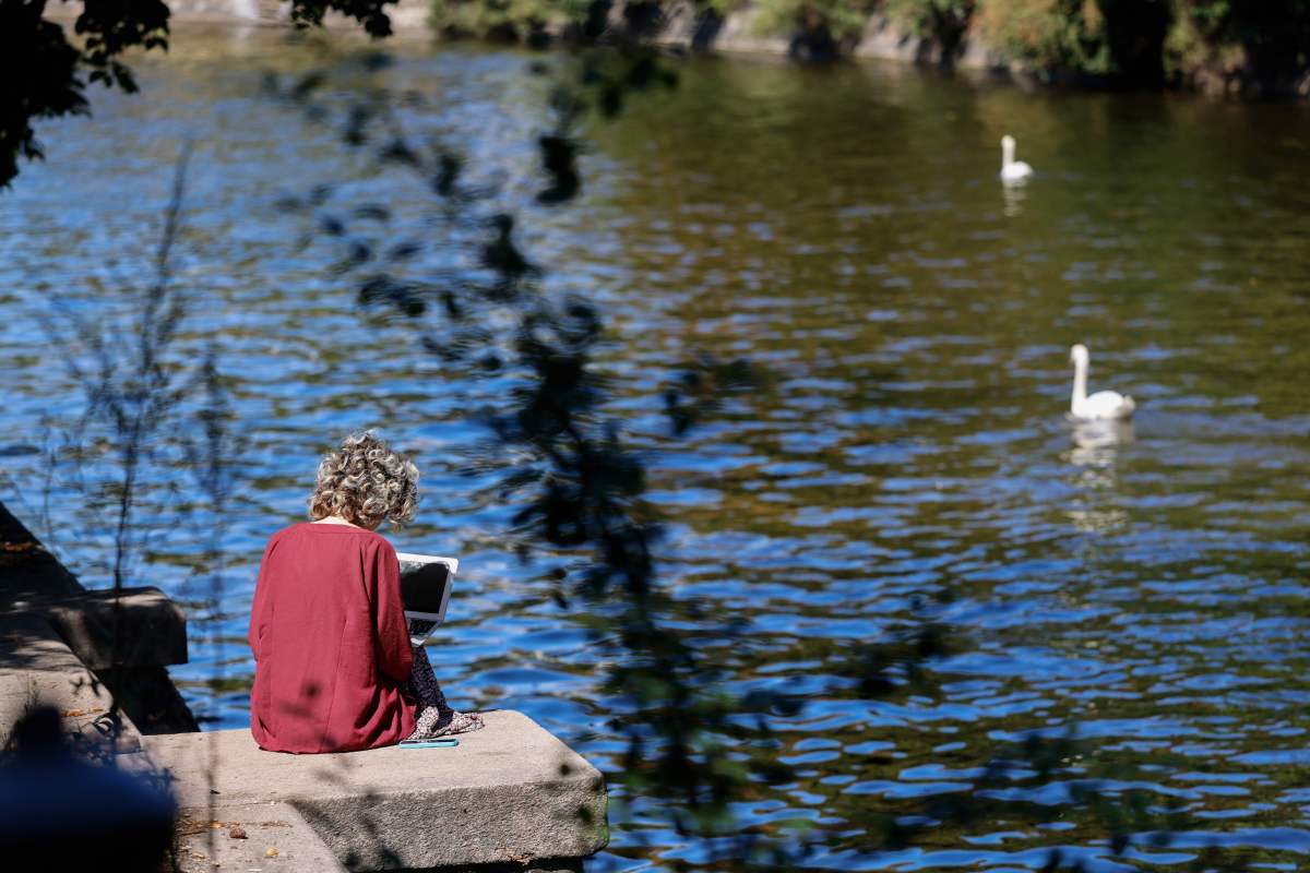 Could More Female Financial Advisers Help Narrow the Pension Gap?