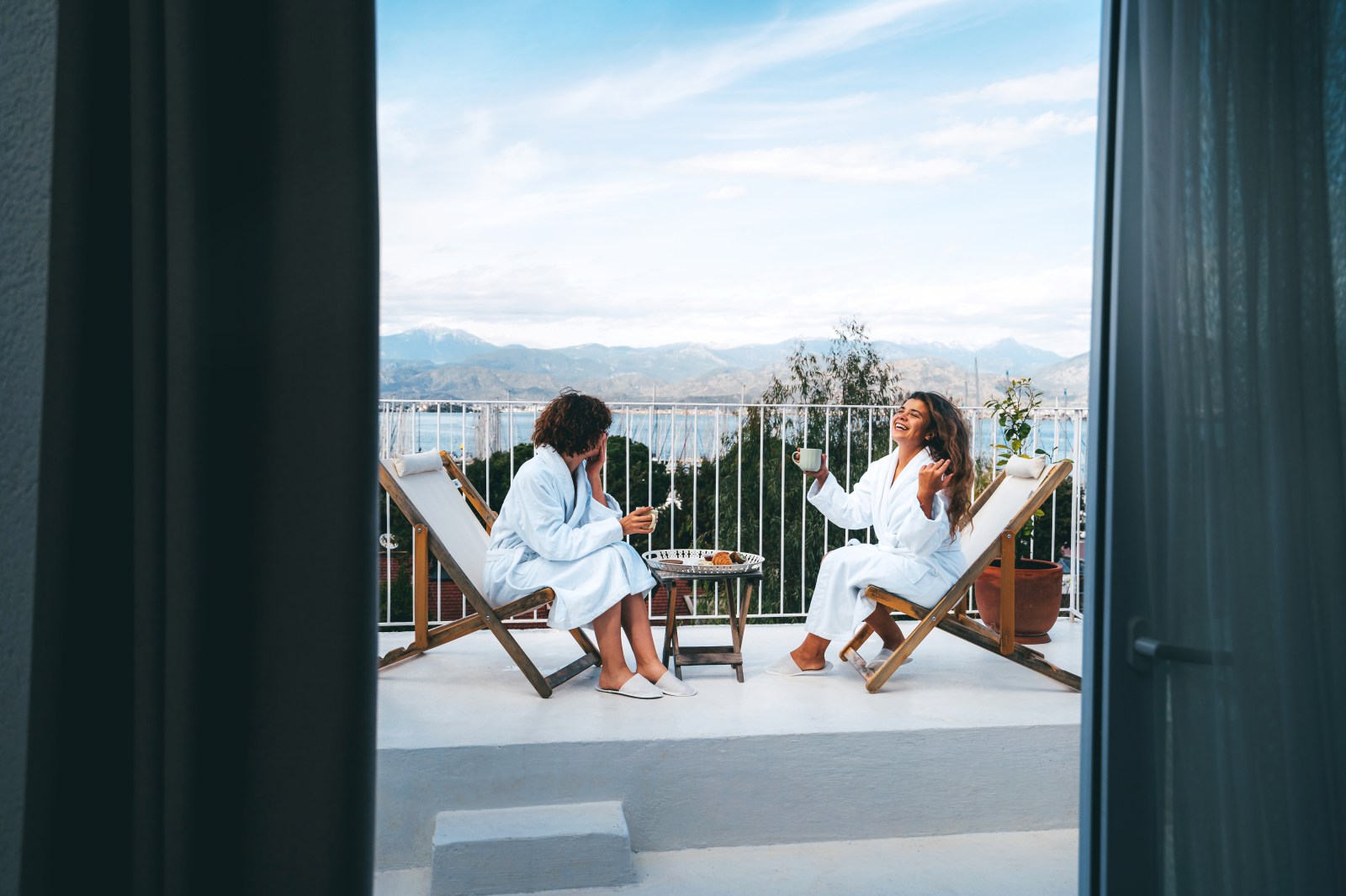 newsweek.com - Eileen Falkenberg-Hull - Luxury travelers want more than a high-end hotel