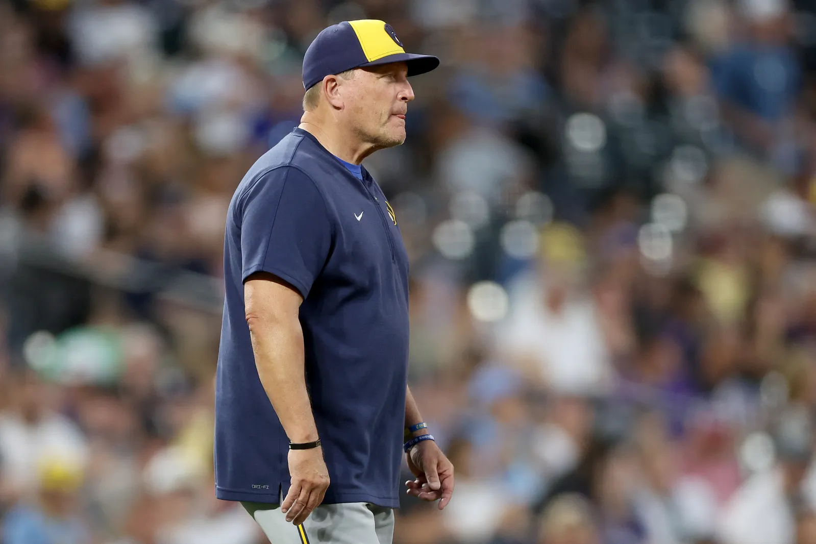 Milwaukee Brewers manager Pat Murphy
