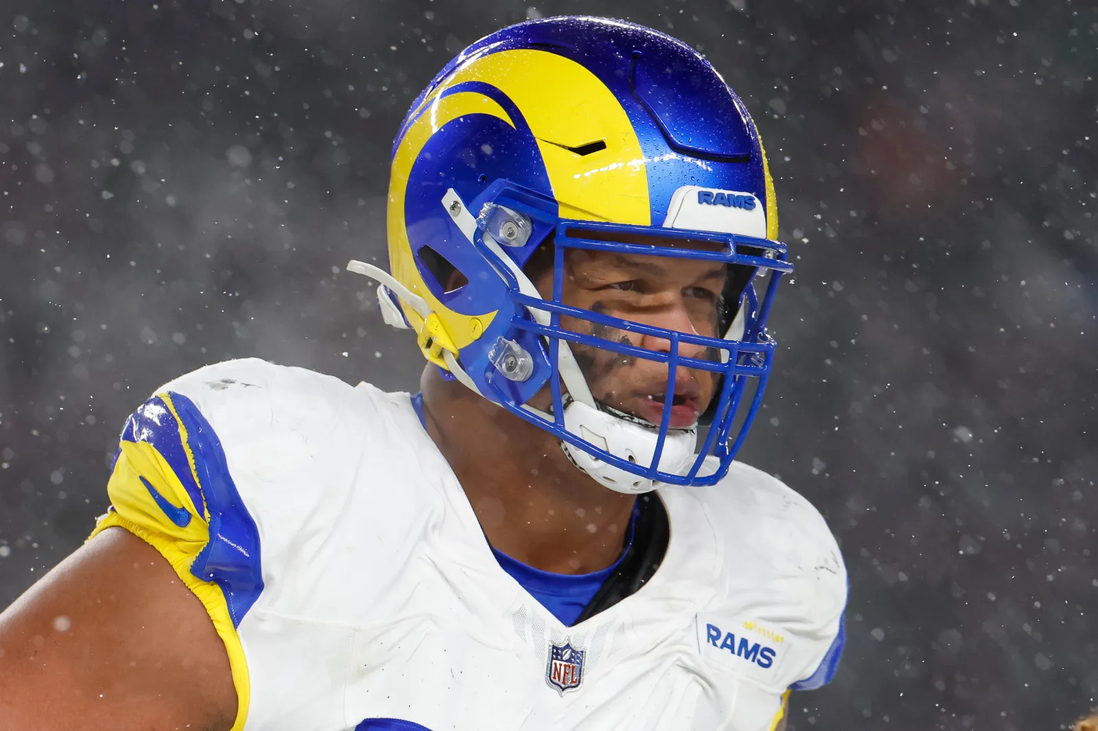 Alaric Jackson #77 of the Los Angeles Rams