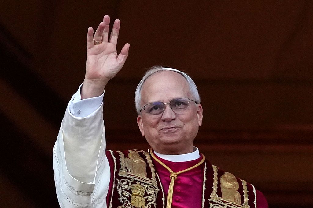 Pope Leo Health Update as Vatican Says He's Walking, 'Eating Normally'